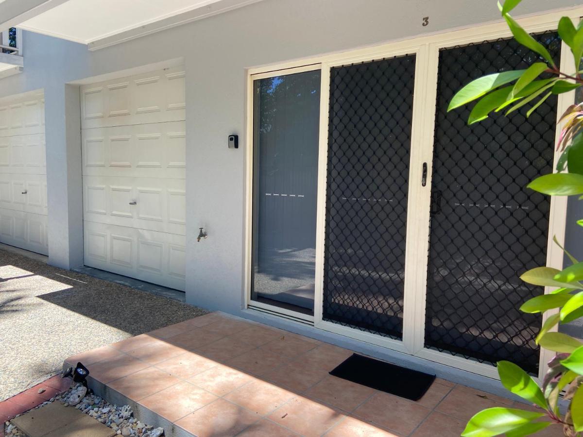 Modern 2 Bedroom Townhouse - Four Mile Beach Escapes Port Douglas Exterior photo