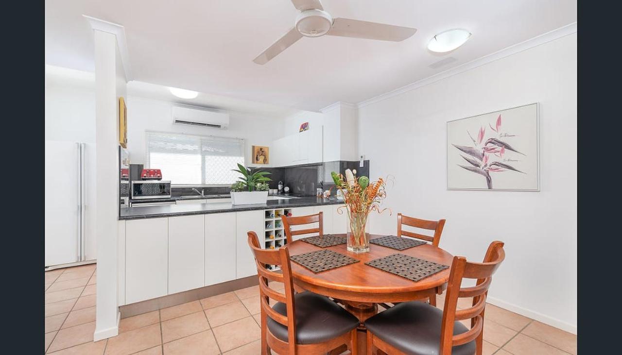 Modern 2 Bedroom Townhouse - Four Mile Beach Escapes Port Douglas Exterior photo