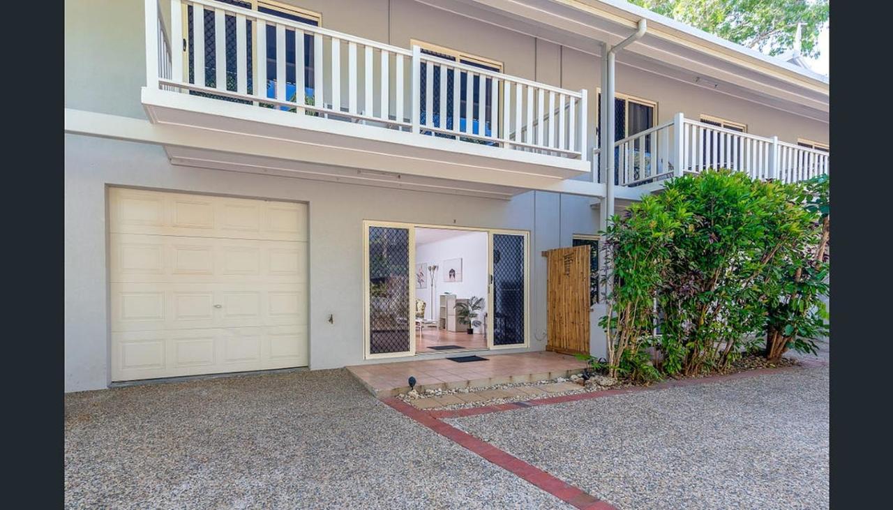 Modern 2 Bedroom Townhouse - Four Mile Beach Escapes Port Douglas Exterior photo