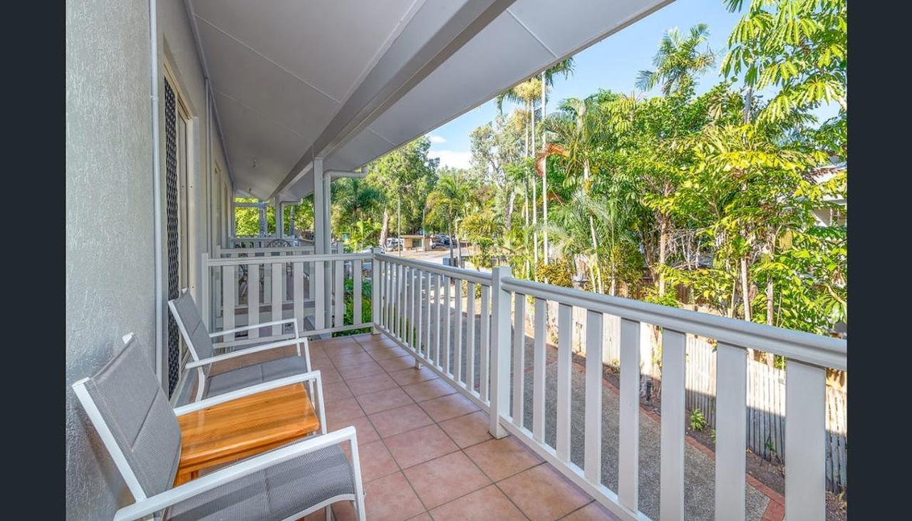 Modern 2 Bedroom Townhouse - Four Mile Beach Escapes Port Douglas Exterior photo